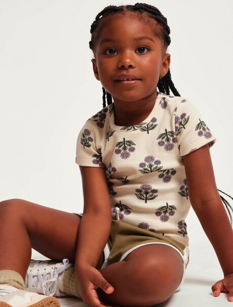 BLUSA CON ESTAMPADO EN TELA ACANALADA BEIGE