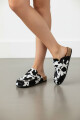 Zuecos Cow Blanco