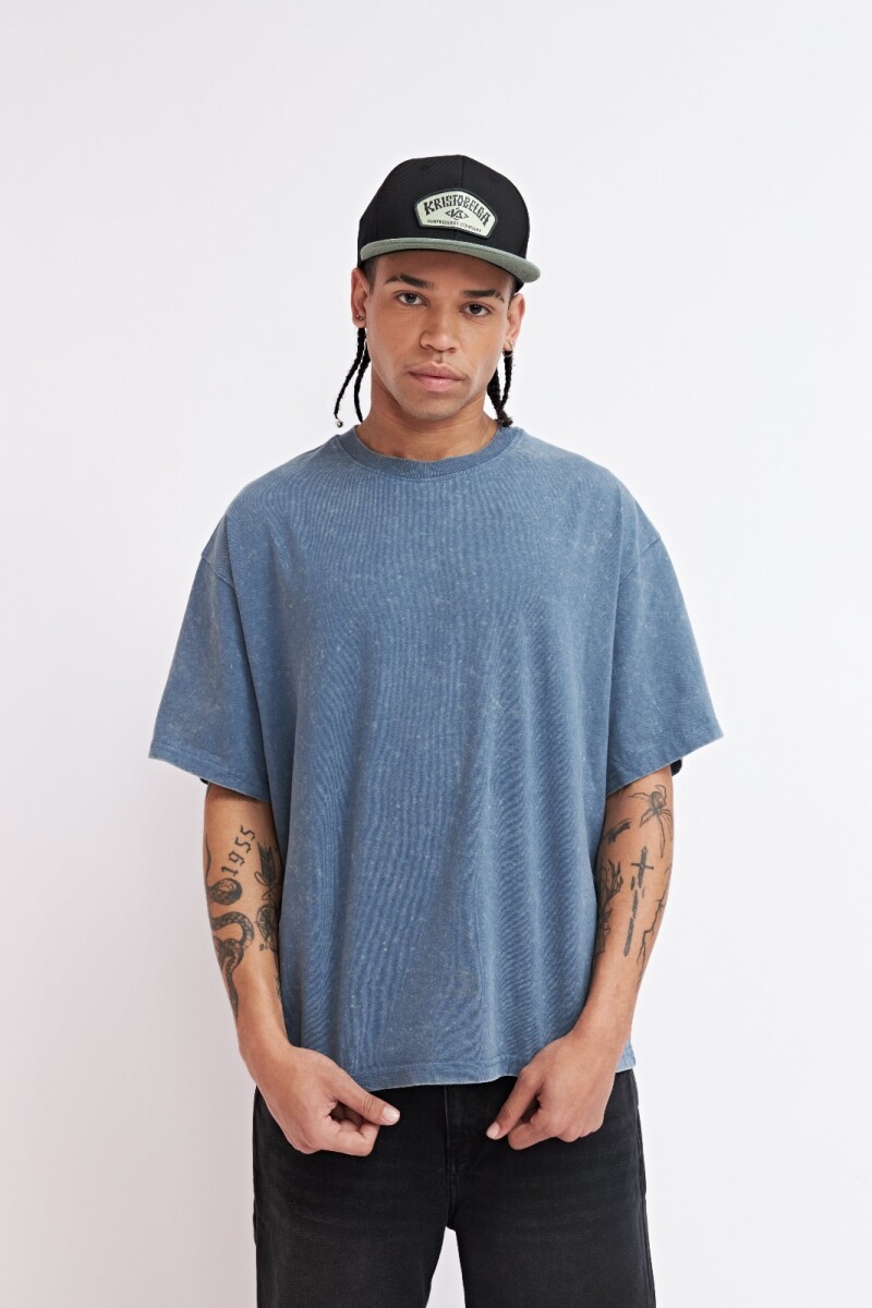 REMERA VARGAS - AZUL 