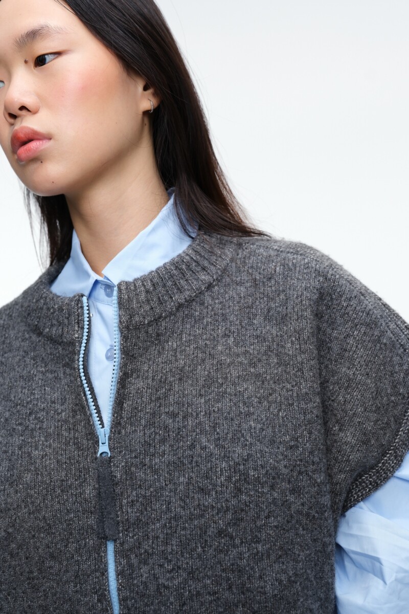 CARDI CIERRE Gris