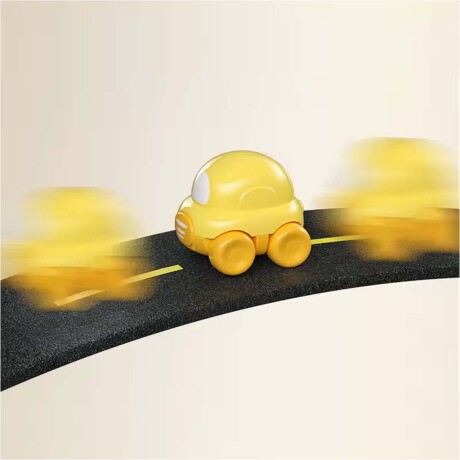 Juego Auto Catapulta + 2 Mini Autitos Plástico Bebé Huanger Naranja