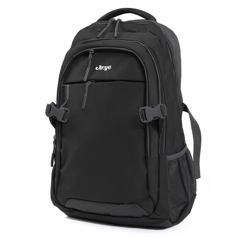 Mochila Arye Paso Severino 36 Litros con Portanotebook Negra