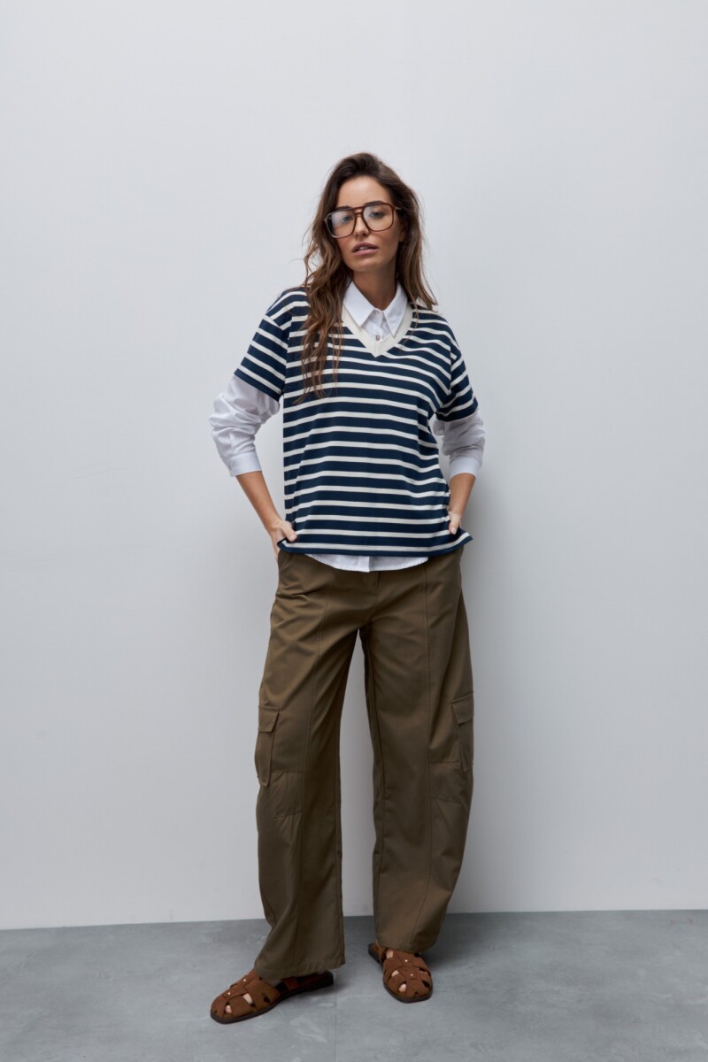 REMERA MAIKA Azul Marino