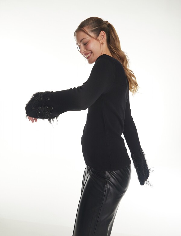 Blusa Keyhole NEGRO