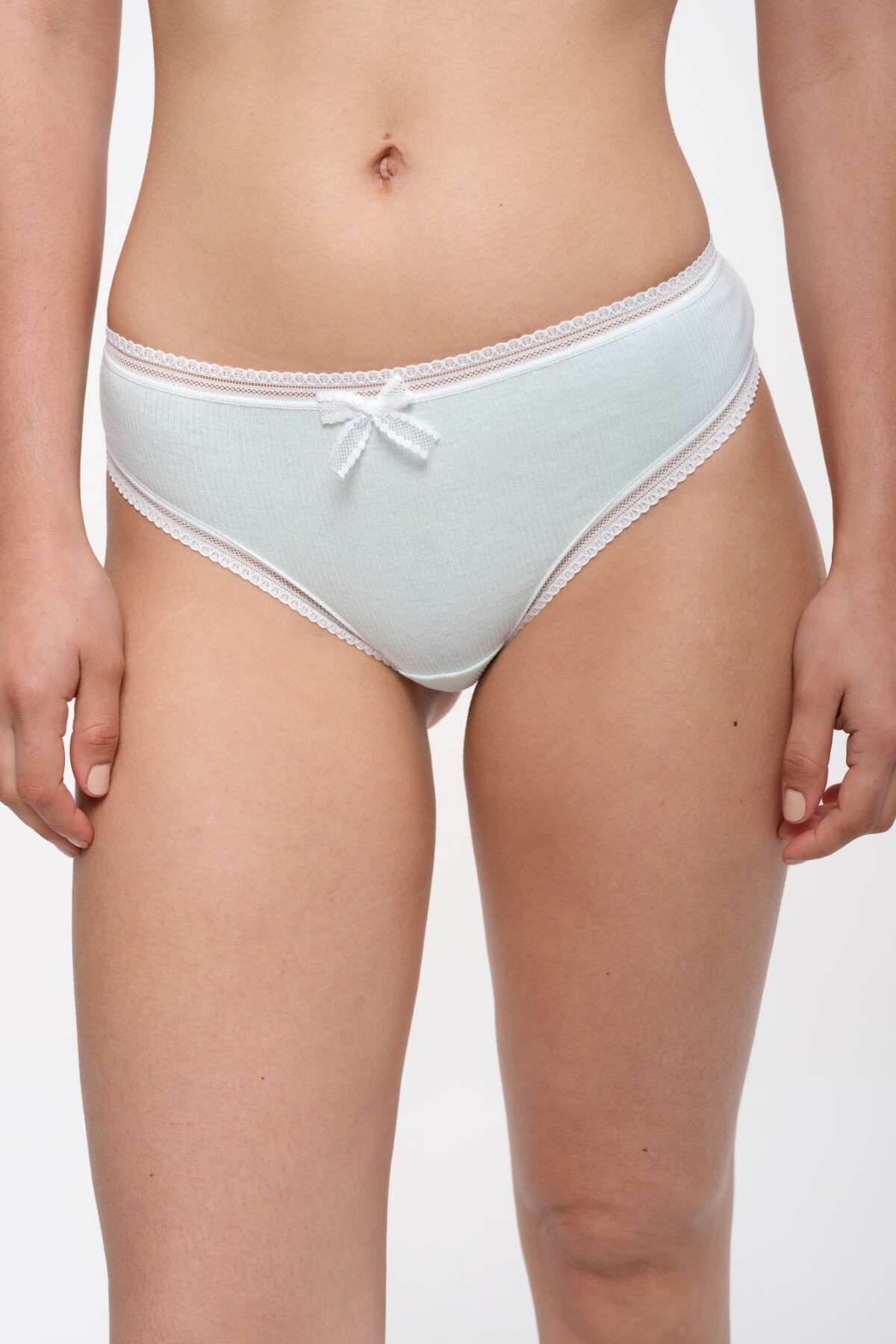 Colaless Chelsea Menta