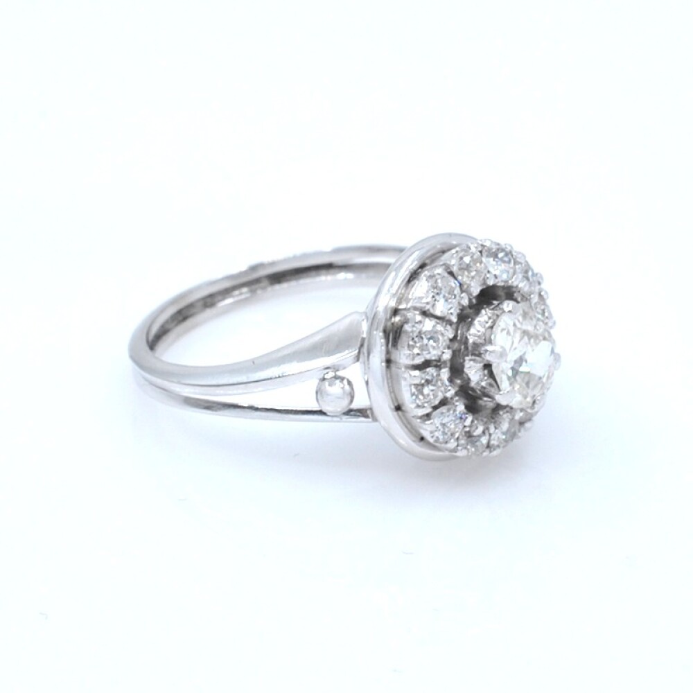 Anillo en oro 18k con brillantes Anillo en oro 18k con brillantes