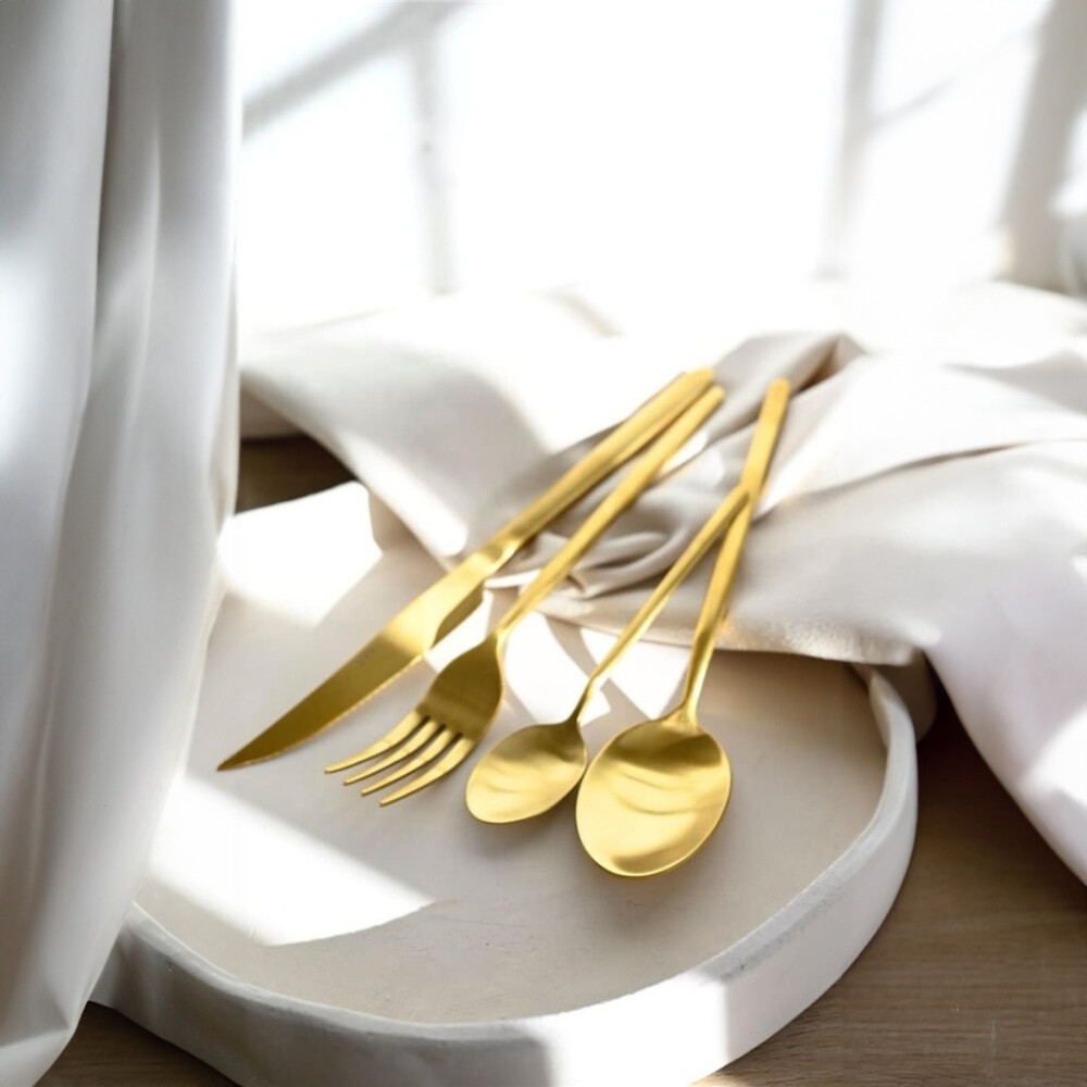 Set 24 Piezas Cubiertos - Acero Inox Gold Set 24 Piezas Cubiertos - Acero Inox Gold