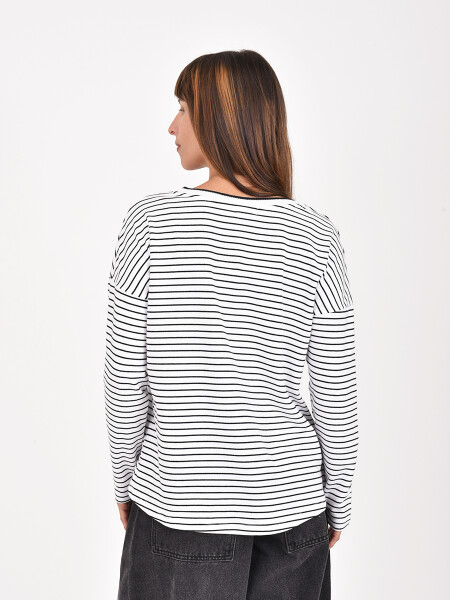 REMERA MARCELA VARIANTE 1