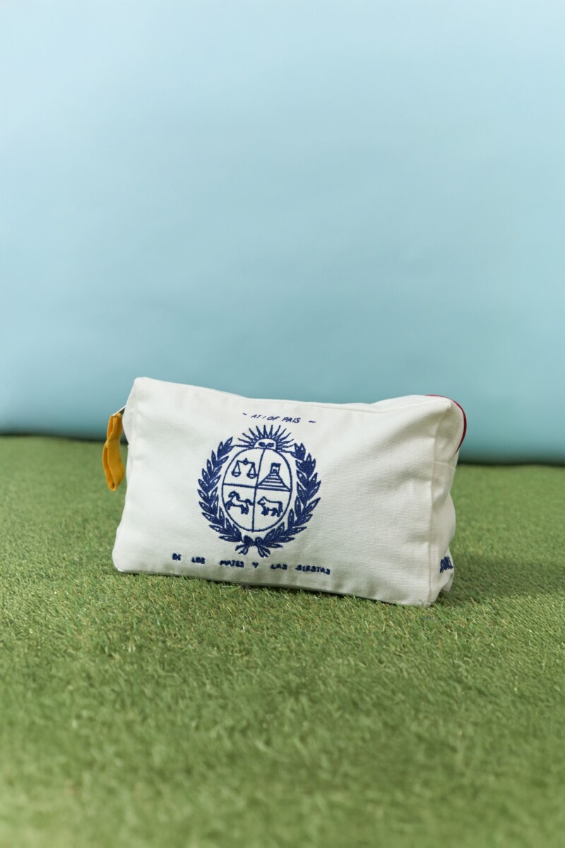 Estuche bordado Yorugua crudo