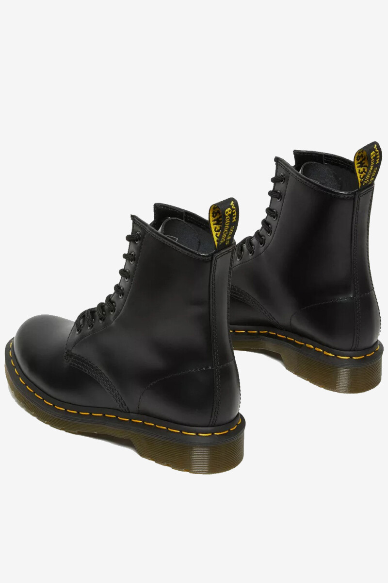 1461 W BLACK SMOOTH Negro