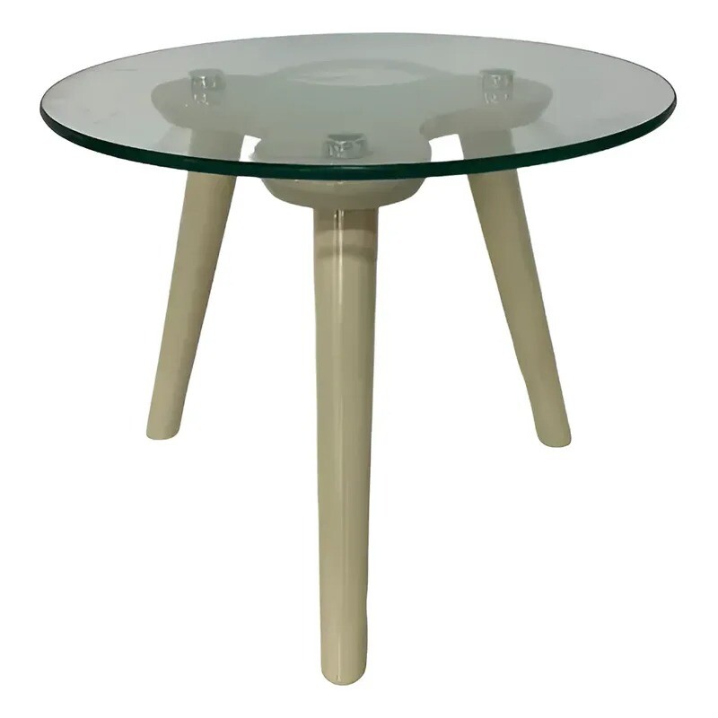 Mesa lateral baja color crema. Tapa de vidrio Mesa lateral baja color crema. Tapa de vidrio