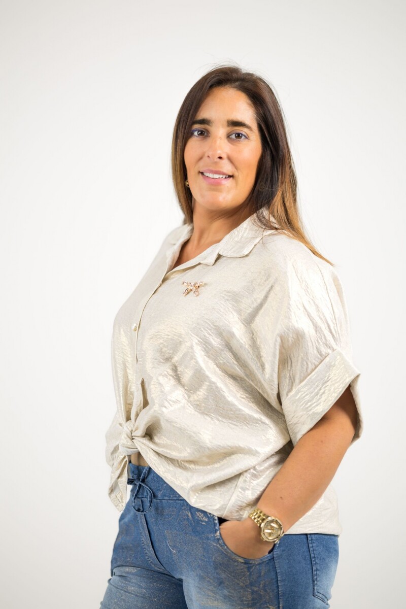 Camisa brillosa satinada 