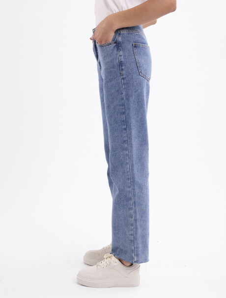 Jean recto Rosa lavado medio