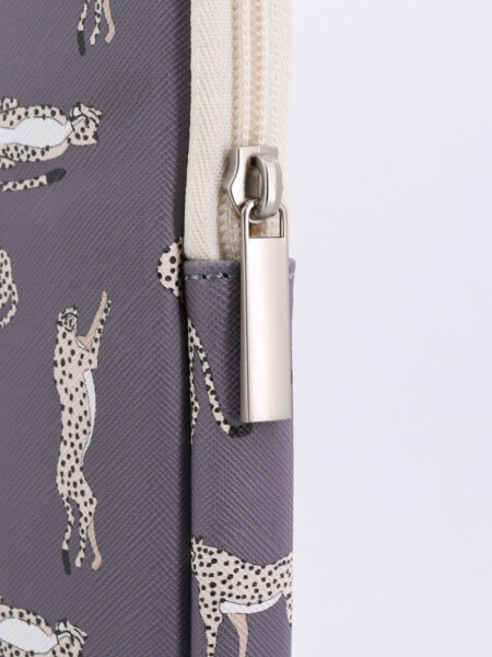 FUNDA PARA NOTEBOOK LEOPARDO ESTAMPADO 1