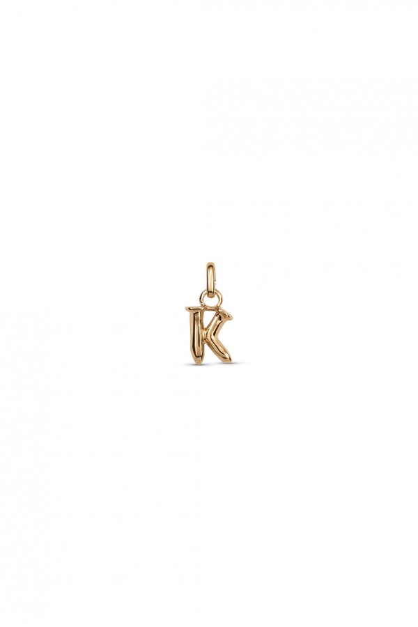 CHARM DE ALEACION DE METALES BAÑADO EN ORO DE 18 K CON FORMA DE LETRA K CON ARGOLLA Charm