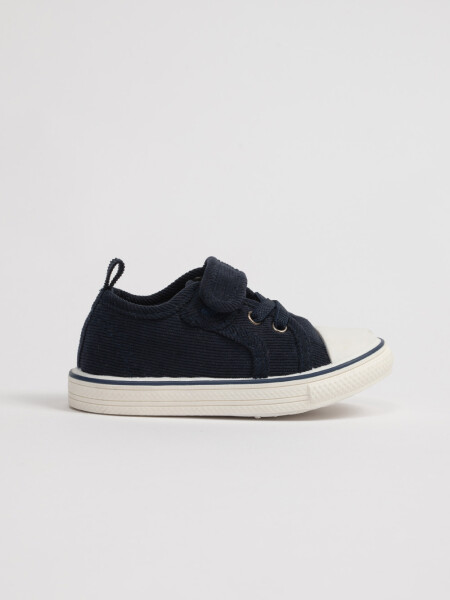 Zapatilla de pana con velcro Azul