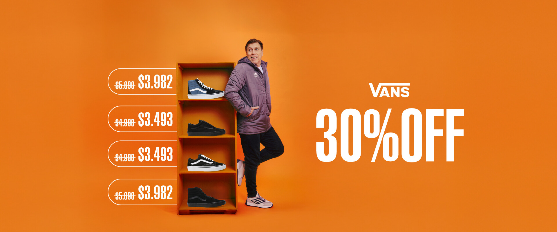 CiberStadium Vans