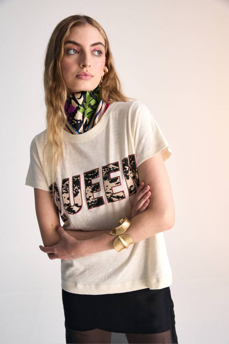 Remera Queen 
