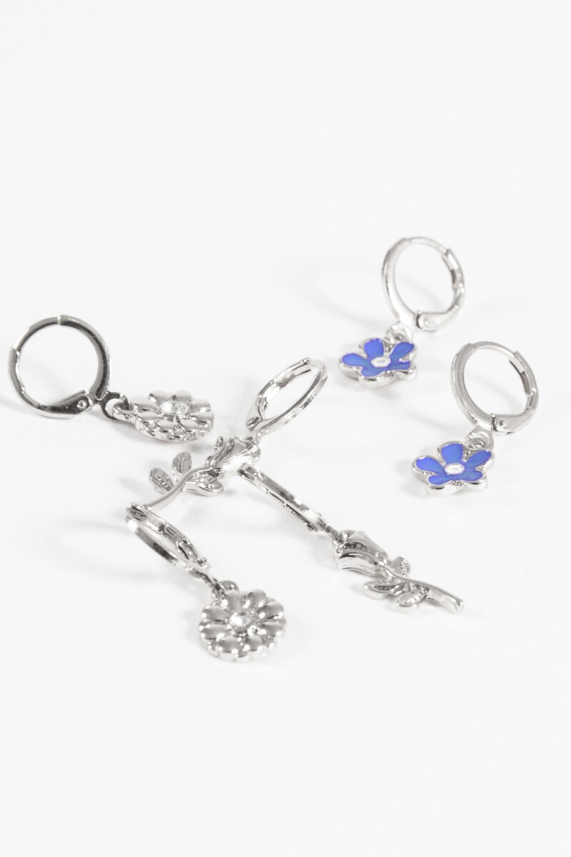 Set de caravanas floral plateado
