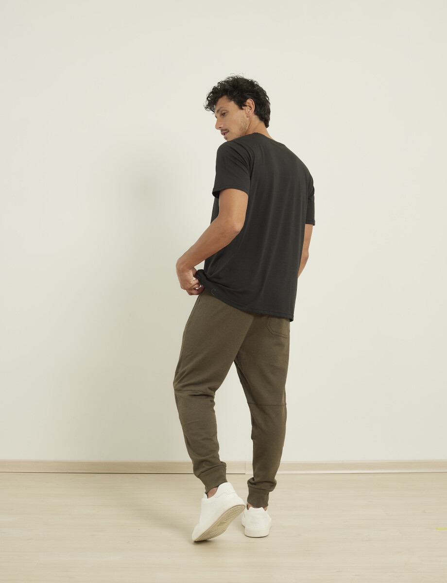 080912 PANTALON JOGGING SLIM HARRY Verde