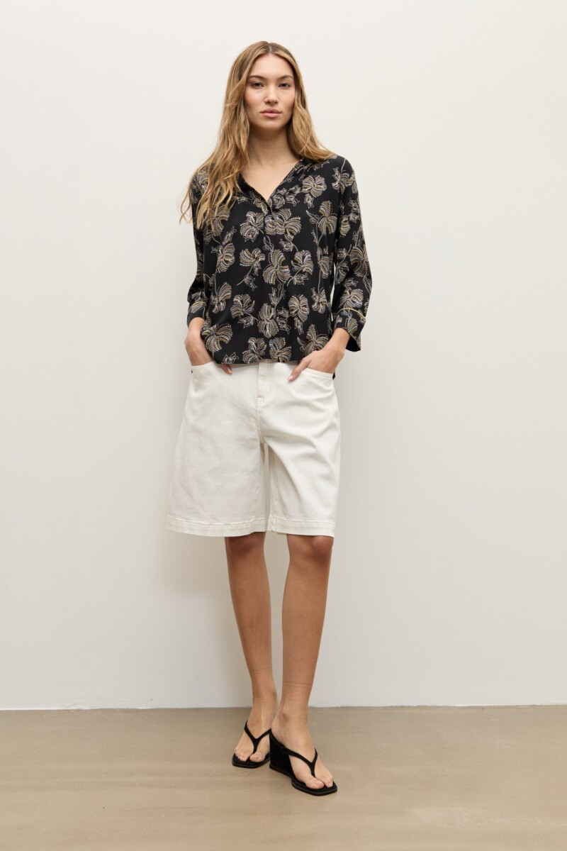 Blusa estampa Silvestre negro