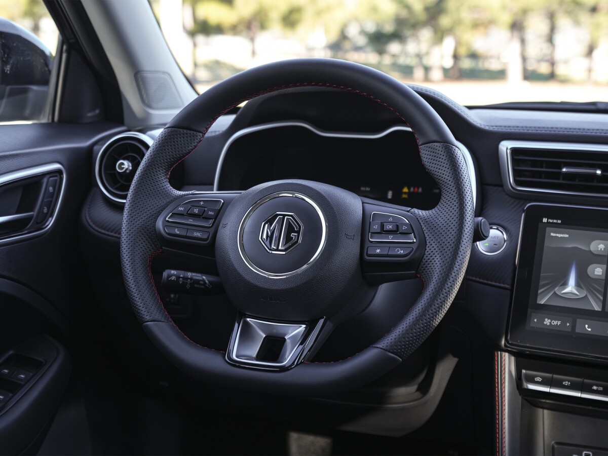 MG ZS EV Comfort 2WD 2026 0KM | Permuta / Financia MG ZS EV Comfort 2WD 2026 0KM | Permuta / Financia