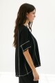 REMERA MACA NEGRO