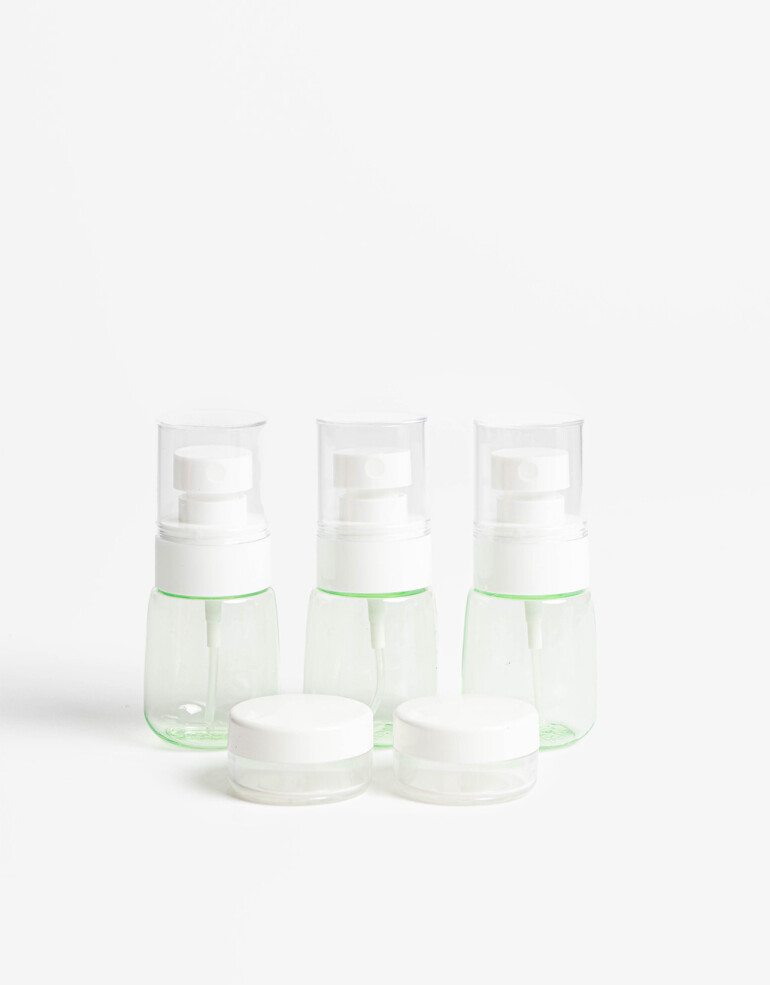 Set de Viaje Set Para Viaje. Incluye Cinco Envases Recargables Y Un Estuche Con Tira Cierre - Combinacion Bicolor