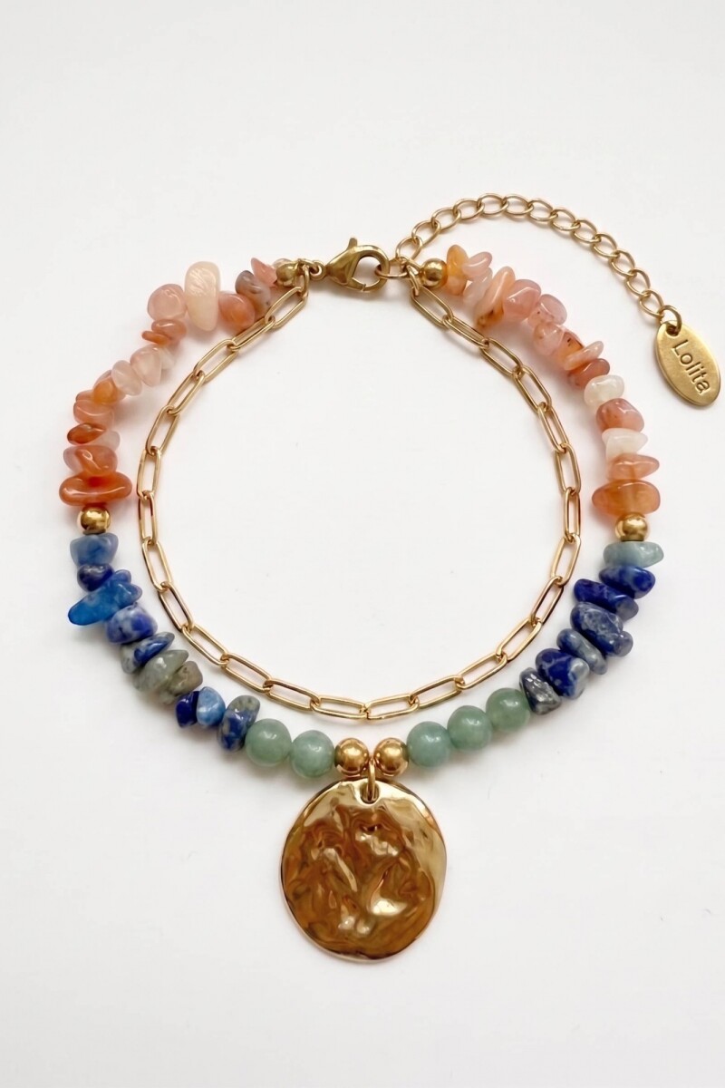 Pulsera piedras naturales con dije acero dorado