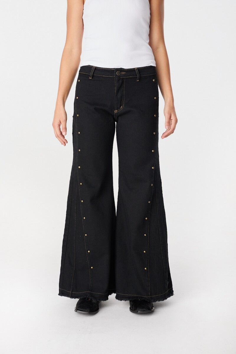 Pantalon Murra Negro con tachas