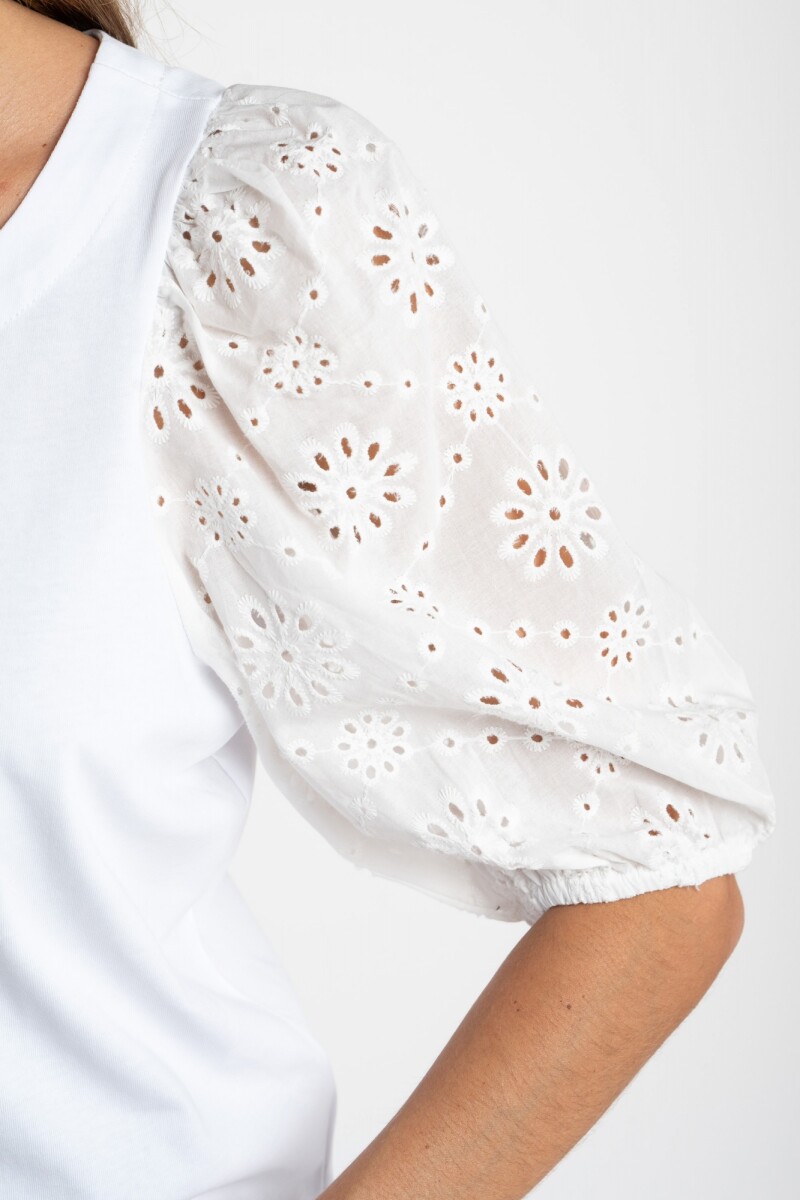 Remera Manga Globo Broderie Blanco