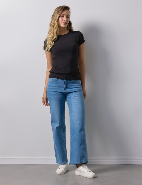 Remera Basica Modal Ribs NEGRO