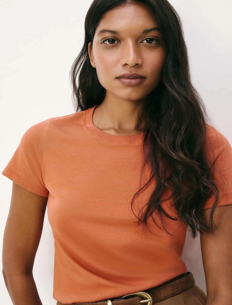 CAMISETA BÁSICA SLIM NARANJA