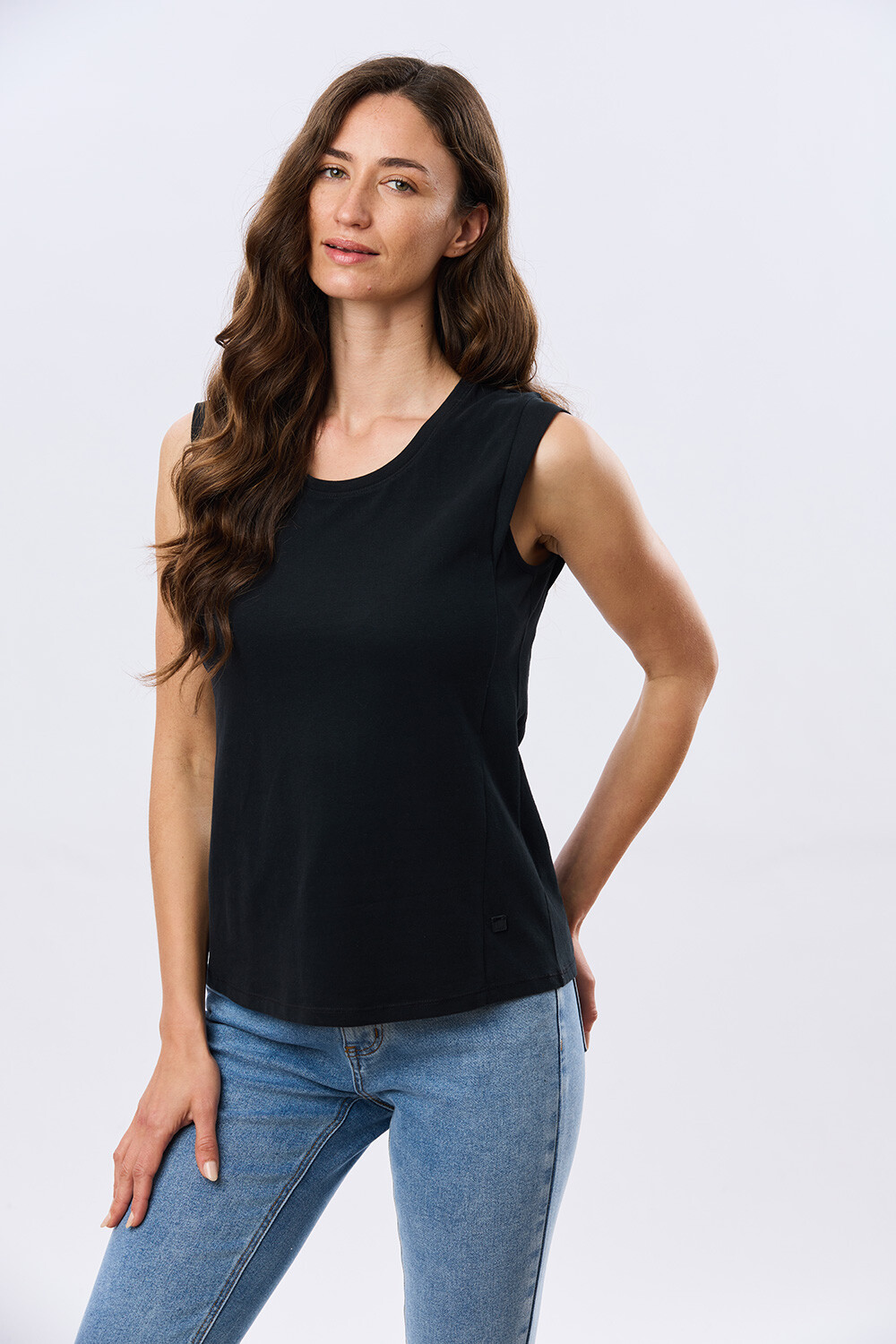 REMERA LISA DE ALGODÓN Negro