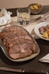 Pernil de Cordero fileteado a las hierbas Pernil de Cordero fileteado a las hierbas