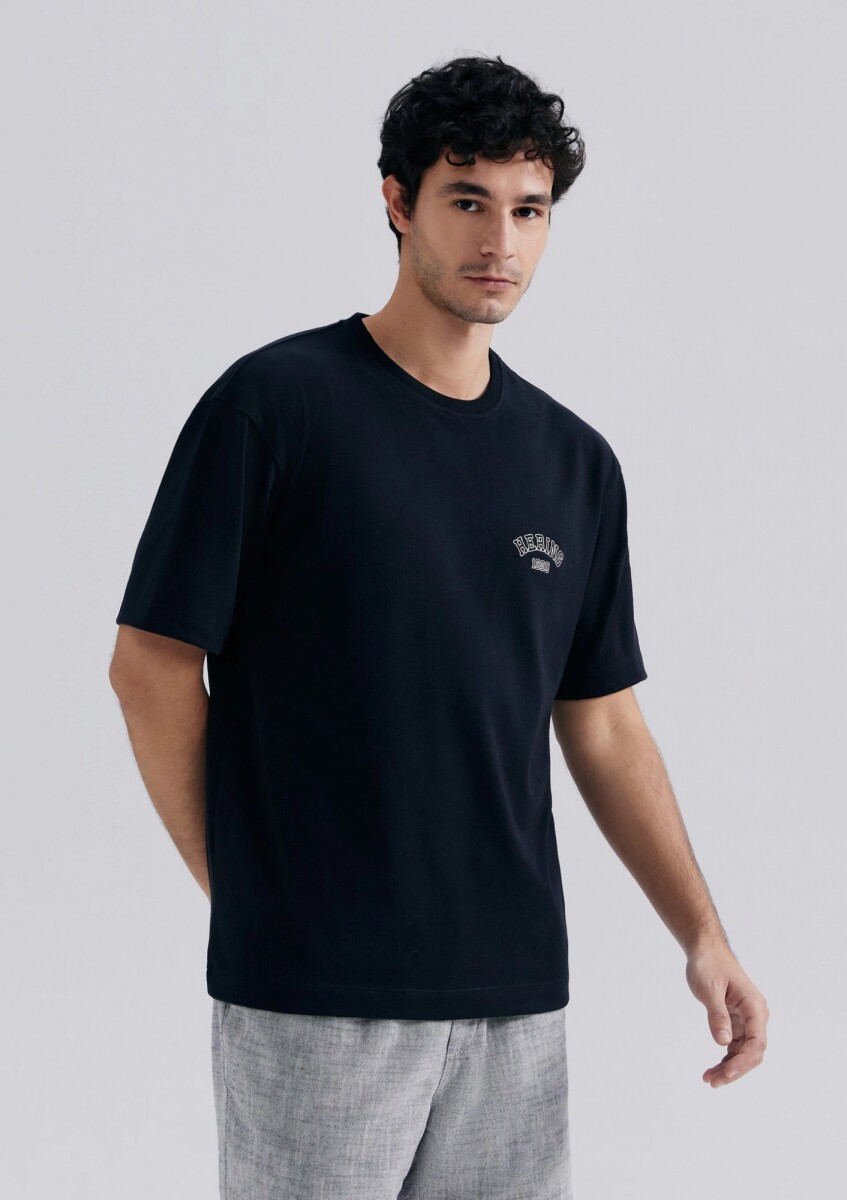 CAMISETA MANGA CORTA CON ESTAMPA - NEGRO 