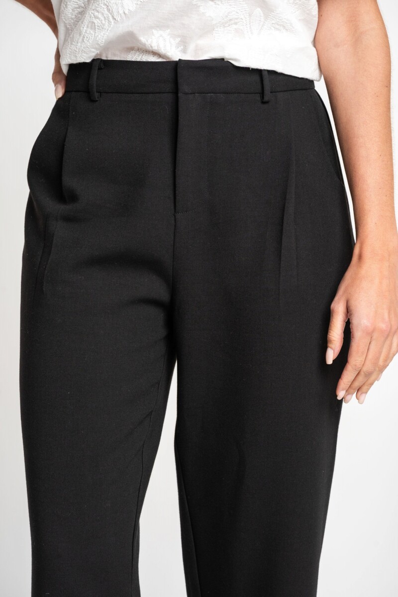 Pantalón Con Pinzas Negro