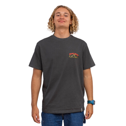 Remera Critical Slide La Isla Mate - Negro Remera Critical Slide La Isla Mate - Negro