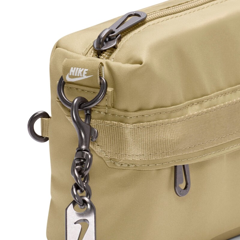 Cangurera Nike Sportswear Futura Luxe Crossbody de Mujer Chocolate