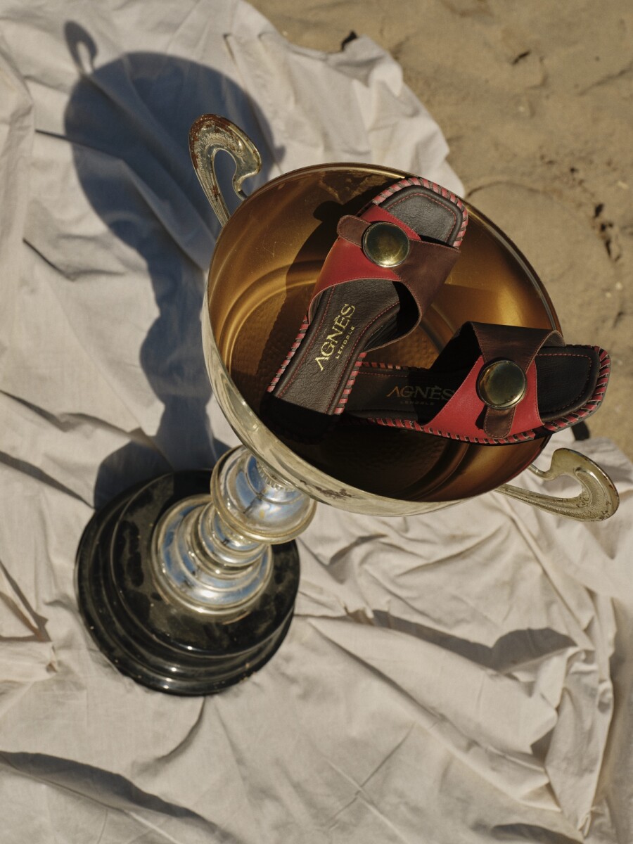 O Sandals - Chocolate / Rojo 