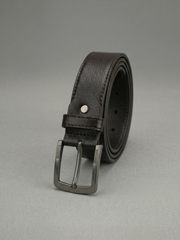 CINTO DE CUERO LISO NEGRO CINTO DE CUERO LISO NEGRO