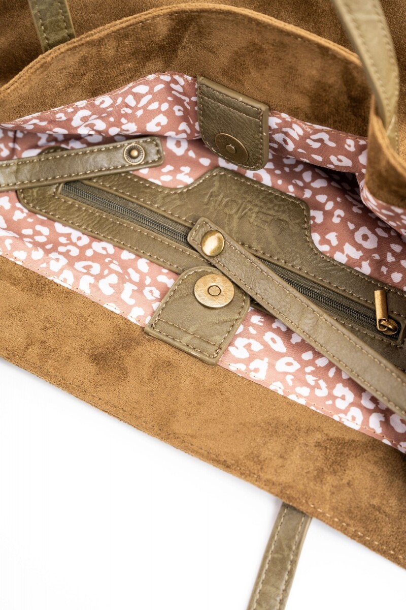 Travel Bag Gamuza Vegana Oliva