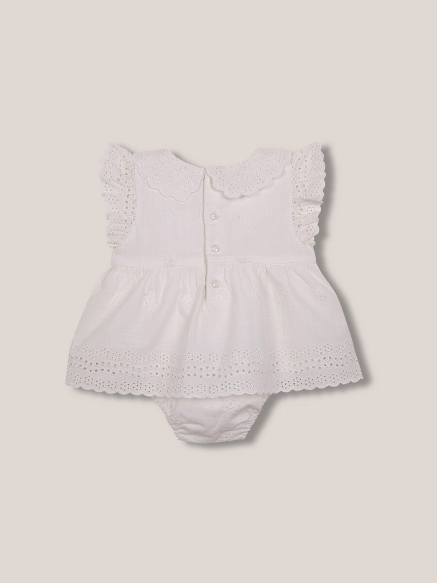 Conjunto De Rana Con Maxi Volante Blanco