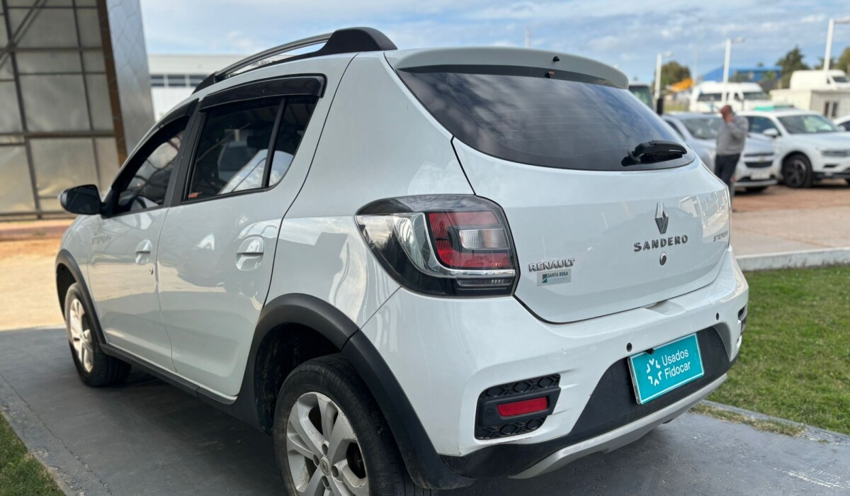 Renault Stepway Privilege - 2015 Renault Stepway Privilege - 2015