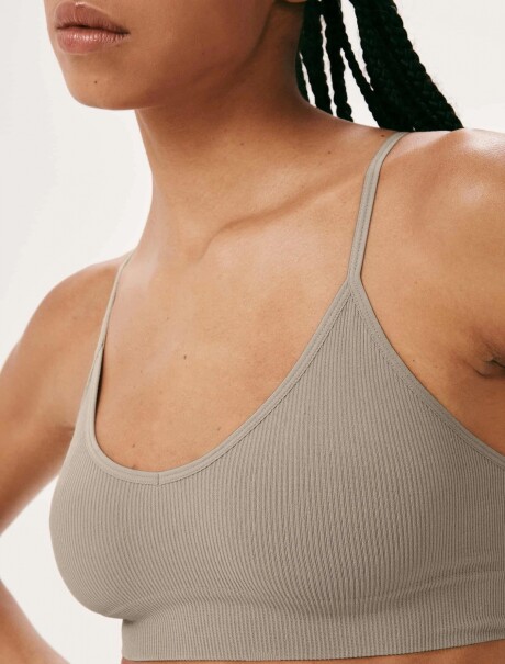 TOP BÁSICO SIN COSTURA BEIGE