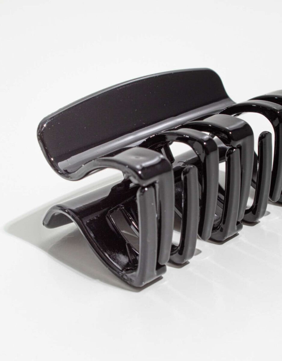 Broche Acrilico - Negro 