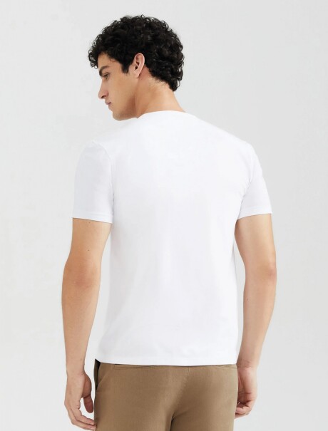 CAMISETA BÁSICA MANGA CORTA SLIM CUELLO EN V BLANCO