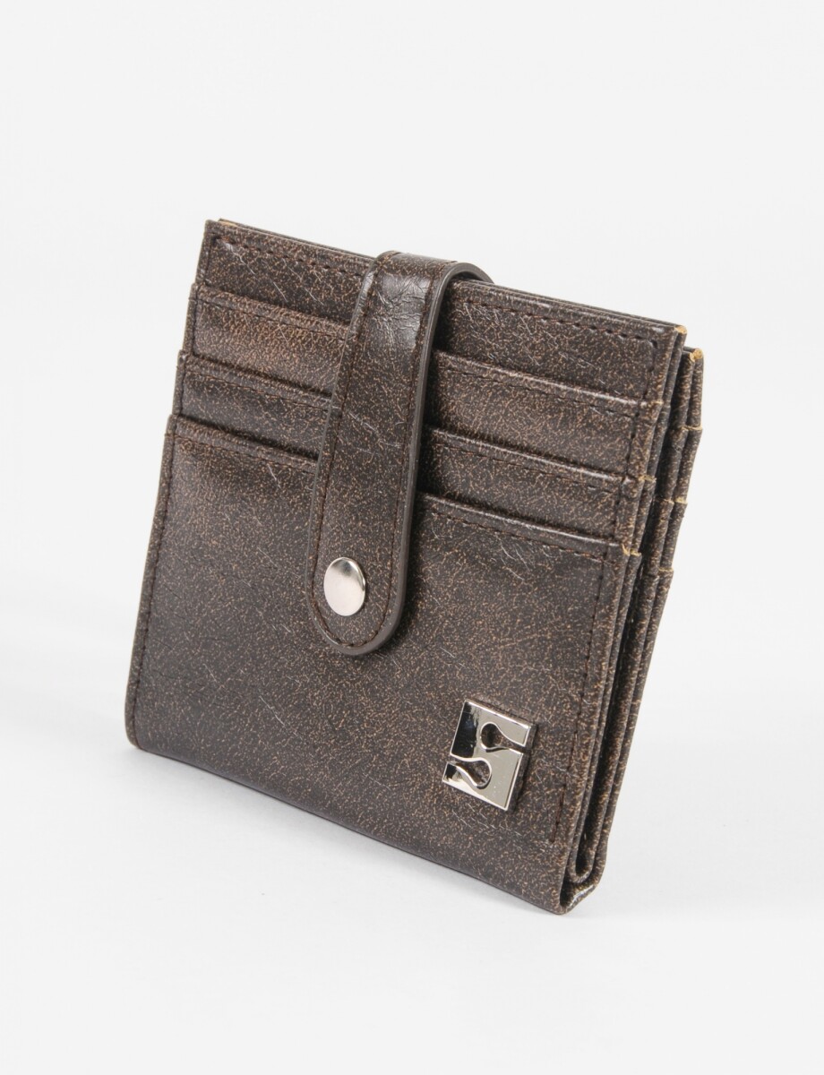 Tarjetero flap shinny - marrón 