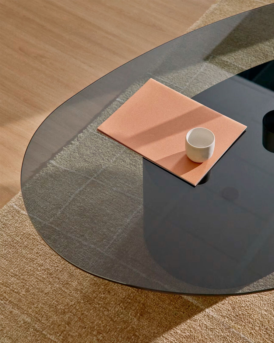 Mesa de centro Olir de vidrio templado y acero negro 140 x 80 cm