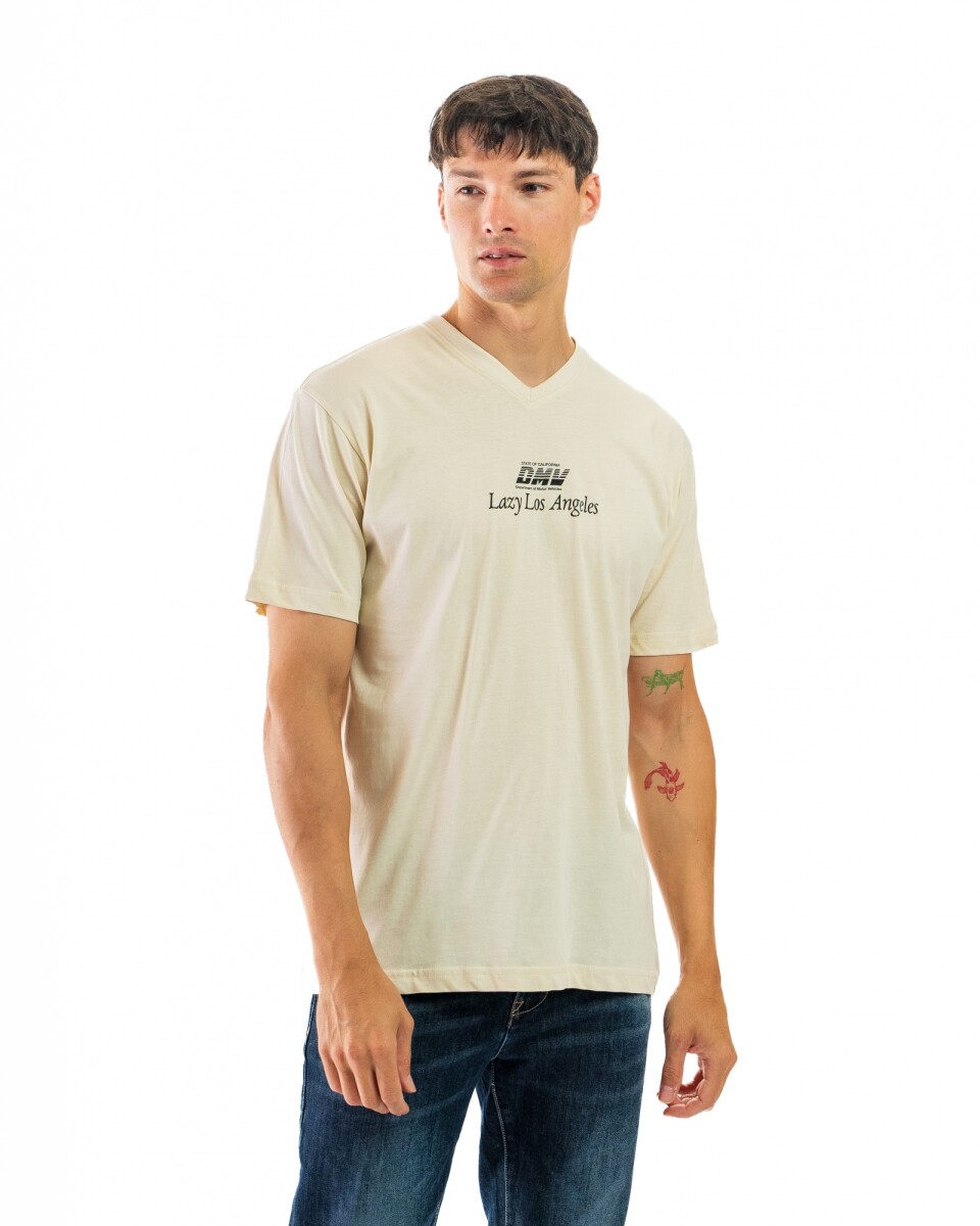 Remera Algodón Estampada Cuello V - Birch/ Diseño 055 
